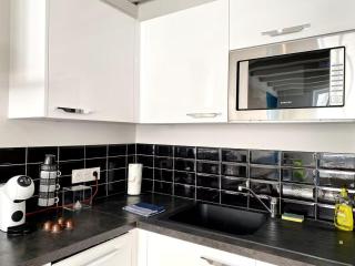 Appartement de Charme Plein Centre-ville de La Rochelle à 2 pas du Marché - 1