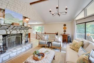 Stunning Dillard Home with Yard in Sky Valley! - 5