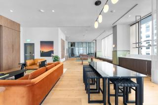 Chic Downtown Miami 2BR City Views Rooftop Pool - 5