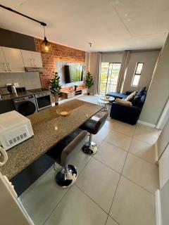 Elegant 2 bedroom apartment with Mountain Views - Città del Capo - 3