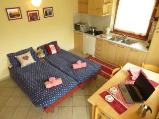 Apartments & Rooms MyHolidayLivigno - Livigno - 6