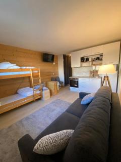 Studio AURON 4 couchages refait à neuf - 1