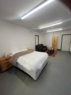 The Stag and Hen Pub - 6