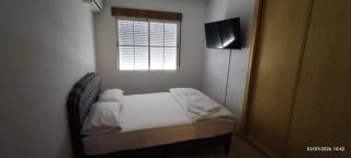 Modern entire house for 12, Pool, Cinema Bar - 9