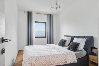 Le Belvedere du Nivolet-Vue Belledonne - 3