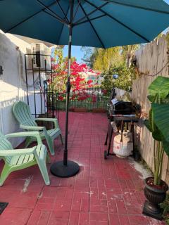 Nice private room with separate entrance - 4