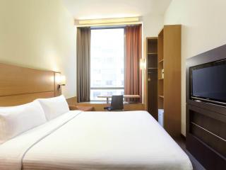 Ibis Singapore Novena - 3