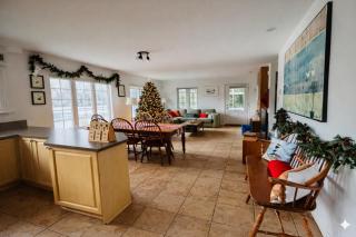 Water front Golden Lake cottage - Calm and peaceful - 8