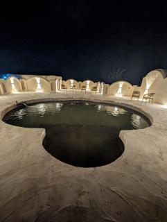 Wonder Bird Hotel - 8