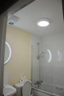 Modern Elegant Central Dublin Apt with Free Parking - 3