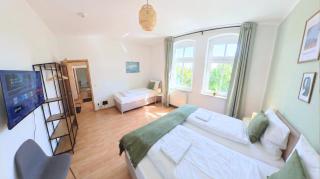 Ruhiges & modernes 5-Personen Apartment mit Boxspringbetten, Smart-TV, Wlan und Balkon - 7