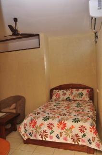 Appartement Lomé Togo Spacieux et Meublé 4 min de l'aéroport Wifi et Espace aéré gratuit Eau chaude Compteur Electrique personnalisé Gaz butane disponibles dont chargement à charge du voyageur - 3