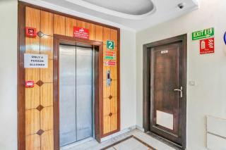 Hotel O Delhi Empire - 2