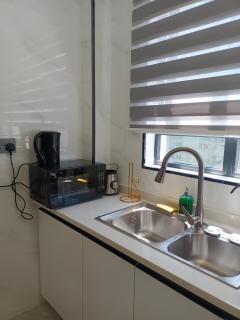 Luxury 1BR in Kileleshwa -Pool, Gym & City View - 4