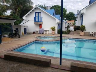 Casa Quinta en Conjunto con Piscina y Jacuzzi - 2