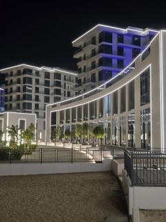 AquaLuxe by the Sea - 8