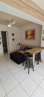 Apartamento com piscina, apenas 200 metros do mar - 8