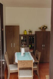 Duas Casas Climatizadas com Jacuzzi, TV 70" e Churrasco para Grupos até 16 Pessoas - 1