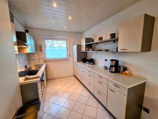 Geräumige Wohnung mit 4 Betten und Balkon - 1