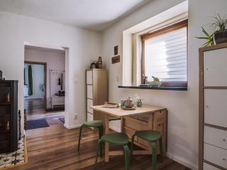 Relaxing Getaway - Newly renovated Farm House - 3