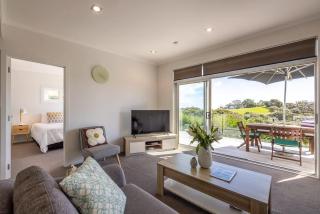 Te Whau Bach Apartments - Stay Waiheke - Te Whau Bay - 6