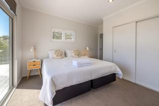 Te Whau Bach Apartments - Stay Waiheke - Te Whau Bay - 2
