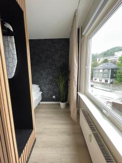 Modern apartment ONLY 5 minutes from City centre - 6