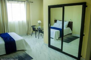 Sunrise House - Air Conditioned Apartments - 1