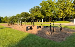 Basement Suite for 2 w Private Patio in Toronto - 9