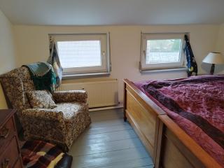 Cozy top floor apartment with garden - 8