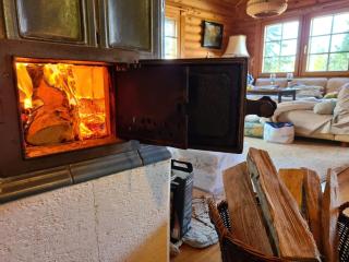 Charmantes Ferienhaus am Waldrand - Karlstift - 3