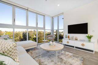 Stylish Apartment in Brisbane Share Save - 9