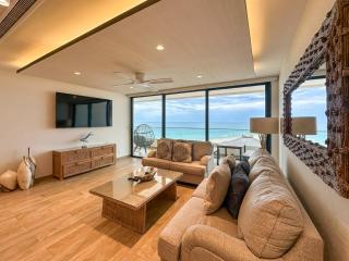 Stunning 3rd Floor Beachfront Condo - 5