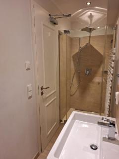 Feskerhüs, Pinta - 1