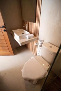 Well stocked, near Canggu - Balinese Rose Villa - 3