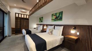 Luxury 5BR Villa with Pool & Jacuzzi - 8