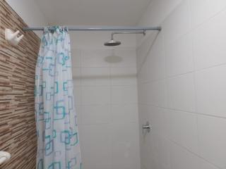 Cozy Central Apartment Ideal for Work & Travel - 3