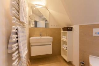 Feskerhüs, Bounty - 1