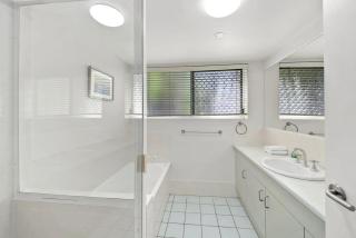 Surf Side Buddina Escape - 8