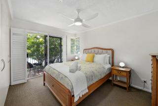 Surf Side Buddina Escape - 6