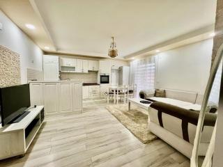 PrivatHomeUlcinj1 - 1