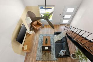 Cozy Loft Near SOCO, Downtown! Parking, Dogs OK, WiFi - 5