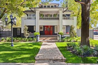 Peaceful home in quiet neighborhood - 6