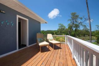 Milton 1 Br Quiet Beachfront Pool Dock - 5