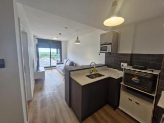 Cerca de todo, con parking - 6