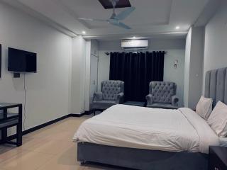 We Hotel `Near Islamabad International Airport - 2