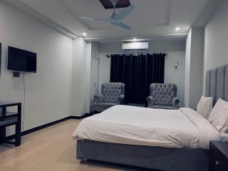 We Hotel `Near Islamabad International Airport - 5