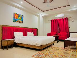 We Hotel `Near Islamabad International Airport - 4
