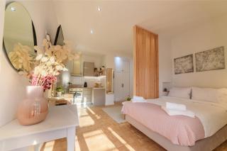 Modern studio in Corfu town - 9