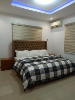 Cozy 2 Bedroom Apartment - 2